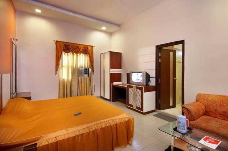 Hotel Mandakini Palace Kanpur Dış mekan fotoğraf
